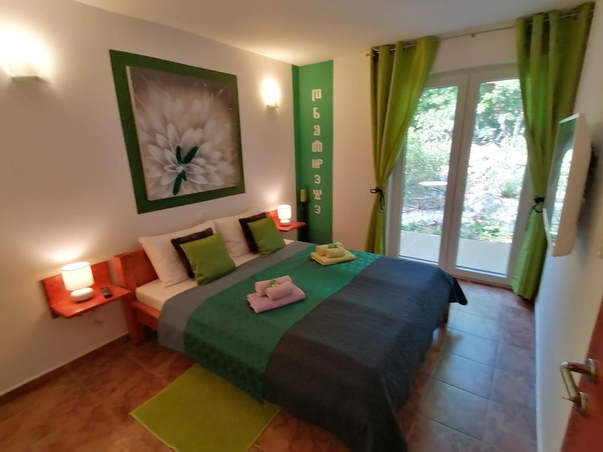 The Forest House Krk 1 Kras Exterior photo