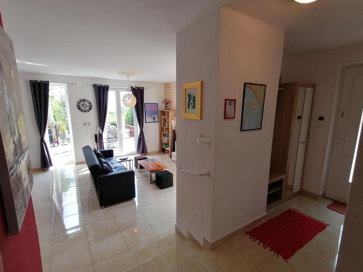 The Forest House Krk 1 Kras Exterior photo